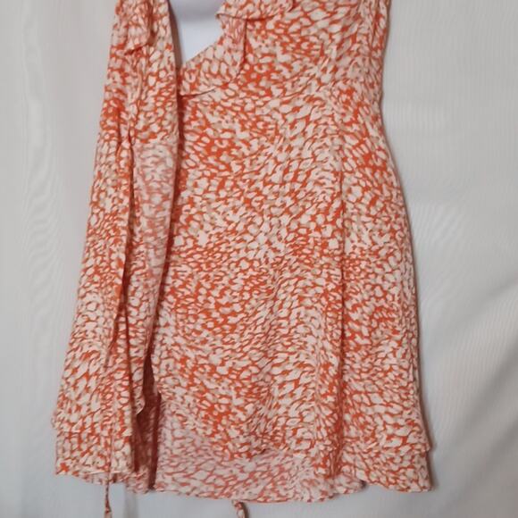 FREE PEOPLE French Quarter Orange Ruffle Print Mini Wrap Dress. Size XS. - Picture 8 of 15